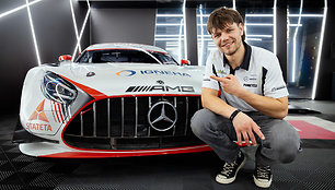 Justas Simaška lenktyniaus „Mercedes-Benz AMG GT3 EVO“ 