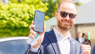 &bdquo;Eleport&ldquo; Kauno &bdquo;Akropolyje&ldquo; atidarė elektromobilių įkrovimo stotelių parką 