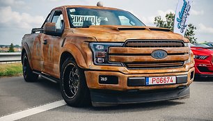 Jubiliejines „Aurum 1006 km lenktynes“ praturtins „Memel Motor Fest“