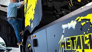 IVECO S-Way Metallica Special Edition