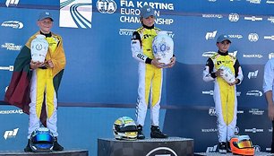 „FIA Karting Academy“ varžybose Slovakijoje – sidabrinis Nojaus Stasionio finišas