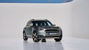 Elektrinis visureigis &bdquo;MINI Countryman&ldquo;