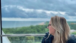 Merit Piibe kelionė elektromobiliu per Baltijos &scaron;alis
