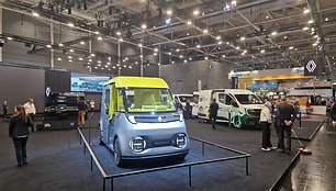 „Renault Estafette" ateities elektrinio furgono vizija