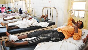Goa valstijos pajūrio kaime sugriuvo pastatas, žuvo 15 žmonių, gelbėtojai ie&scaron;ko likusių gyvų