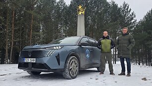 V.Miliaus ir A.Bubino kelionė i&scaron; Nordkapo į Lietuvą, Europos geografinį centrą