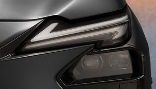 Lexus ES (2025)