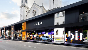 Sugrįžusi į &bdquo;IAA Mobility&ldquo; parodą &bdquo;Kia&ldquo; pirmą kartą europiečiams parodė visus savo elektromobilius 