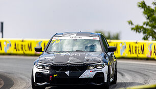 Ketvirtadienis: veiksmas Aurum 1006 km trasoje