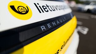 Lietuvos pa&scaron;tas įsigijo 170 &bdquo;Renault&ldquo; ir &bdquo;Dacia&ldquo; elektromobilių
