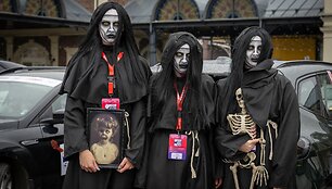 Ladies Go Halloween Race
