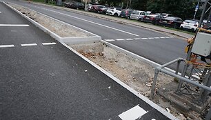 Pėstieji priversti eiti dviračiams skirta pervaža Kalvarijų g. Vilniuje