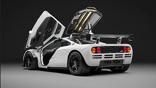 Legendinis &bdquo;McLaren F1&ldquo; parduotas už 25,3 mln. dolerių
