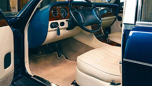 1996 metų &bdquo;Bentley Brooklands&ldquo; priklausė Giorgio Armani 