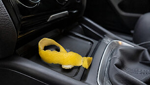 Citrina automobilyje