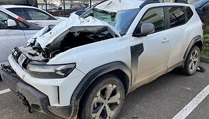 Automobilis po avarijos