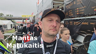 mantas-matukaitis-juodoji-audi-gt3-pakilo-is-p20-arciau-lyderiu
