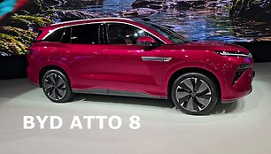 elektrinis-visureigis-byd-atto-8-pristatytas-paryziaus-automobiliu-parodoje