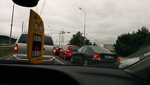 Ryto avarija Vilniuje: &bdquo;Porsche&ldquo; bakstelėjo &bdquo;Hyundai&ldquo;