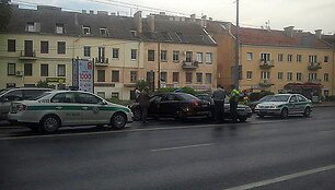 Avarija Vilniuje, &Scaron;eimyni&scaron;kių gatvėje