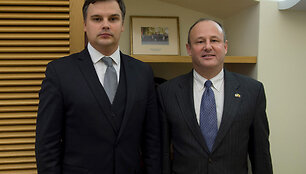 Kra&scaron;to apsaugos viceministras Marijus Velička susitiko su JAV Valstybės departamento sekretoriaus patarėju Europos ir Eurazijos klausimais pavaduotoju Ericu Rubinu  2014 m. gruodžio 11 d. 