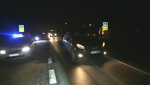 &bdquo;Nissan&ldquo; Klaipėdos rajone parblo&scaron;kė moterį pėsčiųjų perėjoje 2014 m. gruodžio 14 d. 