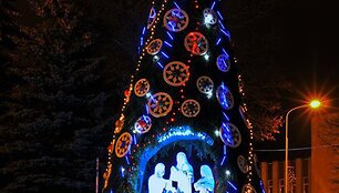 Kelmės eglutė (Au&scaron;ros Saponkienės nuotr.)