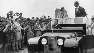 &bdquo;Land Rover Defender&ldquo; &ndash; karalienės Elžbietos II mėgiamas automobilis