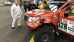 Antano Juknevičiaus Dakaro automobilis Le Havro jūrų uoste 