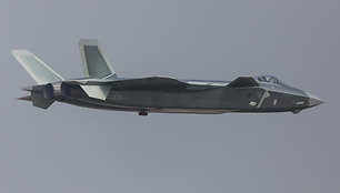 Kinijos naikintuvas J-20