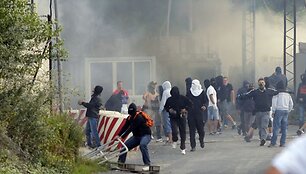 Kosovo pasienyje su Serbija kilo agresijos banga