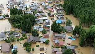 Potvynis Japonijoje pareikalavo aukų
