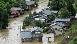 Potvynis Japonijoje pareikalavo aukų