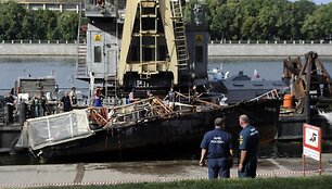 I&scaron; Maskvos upės i&scaron;keltas nuskendęs pramoginis laivas, skaičiuojamos aukos
