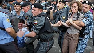 Maskvos policija i&scaron;vaikė opozicijos atstovus