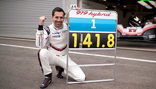&bdquo;Porsche 919 Hybrid&ldquo; pagerino L.Hamiltono rekordą