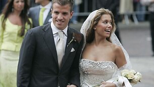 Rafaelis van der Vaartas didžiuojasi savo žmona Sylvie.