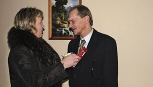 Dūk&scaron;to globos namuose