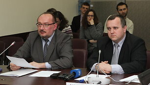 Rimvydas Podolskis (de&scaron;inėje)