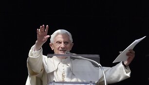 Popiežius Benediktas XVI