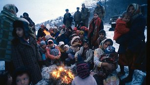 Kadras iš filmo „Begalinis koridorius“