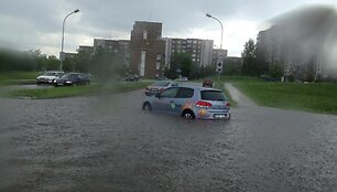 Pavasarinė liūtis Vilniuje, Fabijoni&scaron;kėse