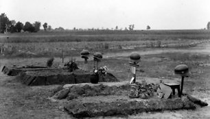 Antrojo pasaulinio karo vokiečių karių kapai