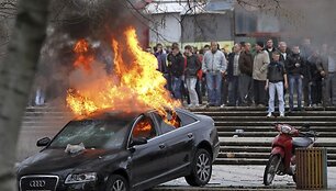 Protesto akcija Tiranoje virto kruvinomis kautynėmis.