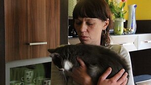 Vilma Visockienė vieno katinėlio pasigedo po &scaron;ūvio kaimynės sandėliuke.