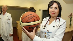 Prisiminimui &ndash; krep&scaron;inio kamuolys su legendos para&scaron;u.