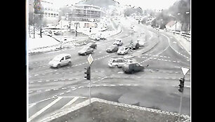 Automobilių susidūrimas