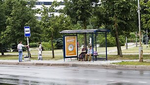 Suniokota visuomeninio transporto stotelė Santari&scaron;kėse