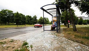 Suniokota visuomeninio transporto stotelė Santari&scaron;kėse