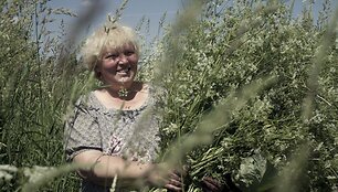 Adelė Karaliūnaitė filme &bdquo;Žalumose&ldquo;